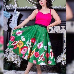 PUG Audrey dress in Ornament